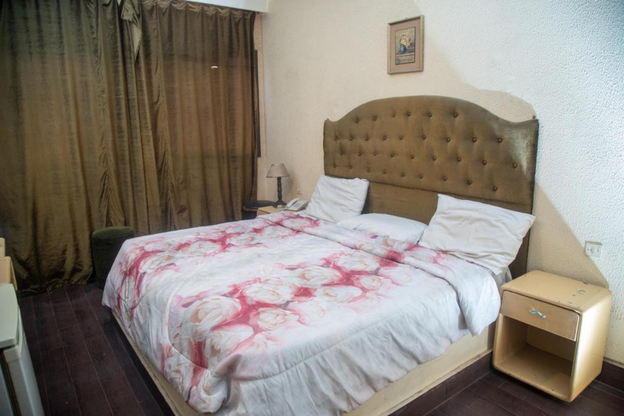 Oasis Hotel Heliopolis Kair Zewnętrze zdjęcie